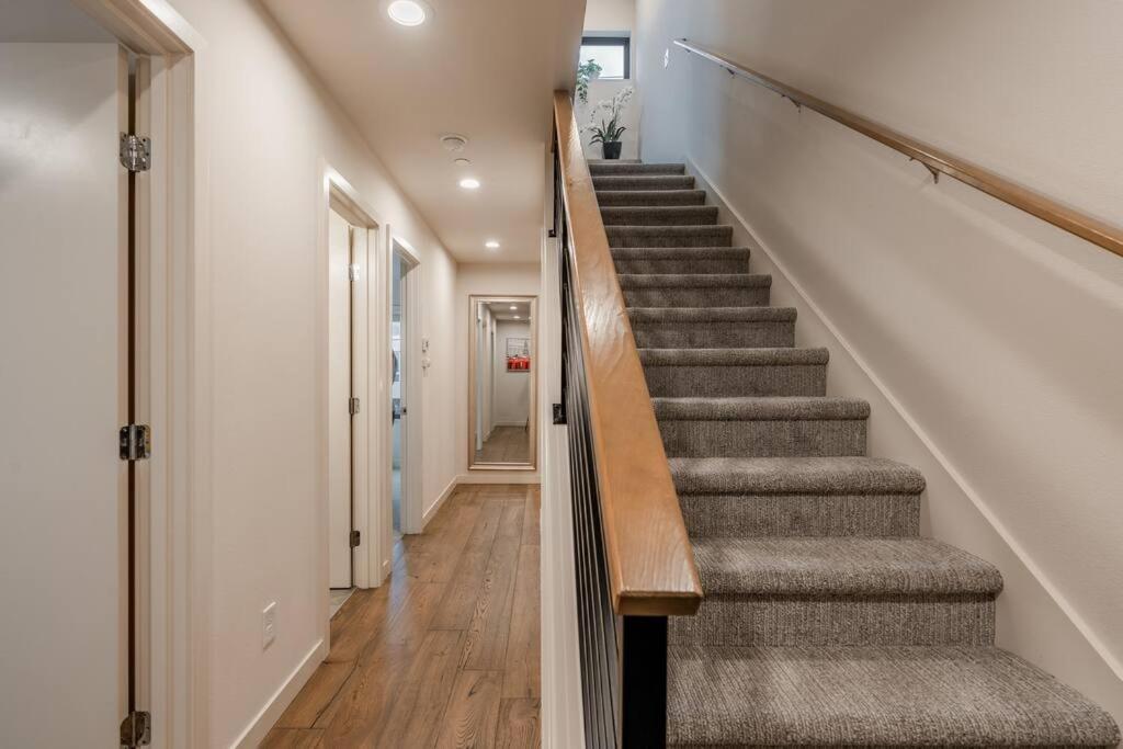 West Seattle'S Modern Townhome Exterior foto